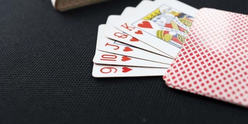 Cân bằng giữa việc chơi phỏm Mayclub và các hoạt động của cuộc sống