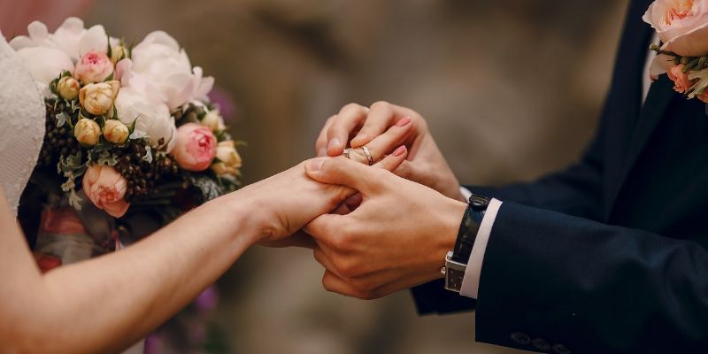 Nằm mơ thấy đám cưới người khác trong từng tình huống