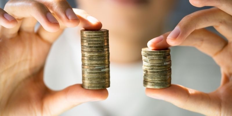 So sánh để nhận thấy sự khác biệt giữa hai hình thức