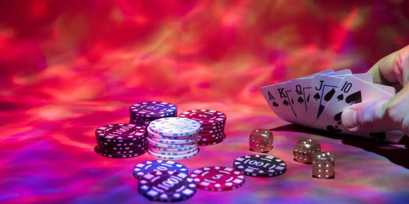 Cách chơi poker giỏi - Khám phá bí quyết từ những cao thủ 2 Phân tích tâm lý và chiến lược trong Poker